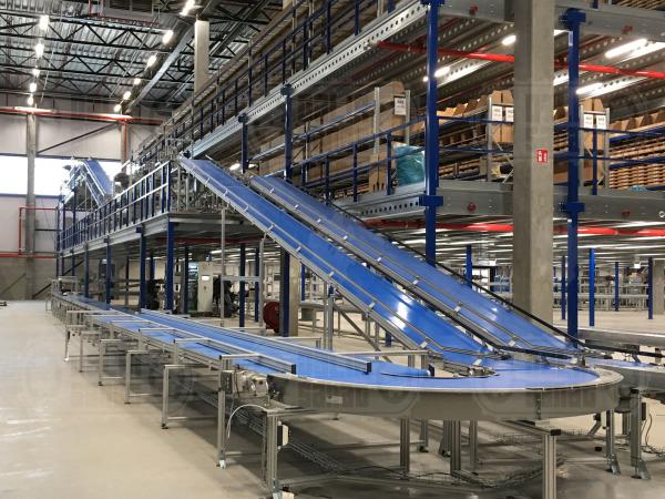 What is the Accordion Conveyor Belt Machine?